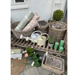 5 things to buy for your greenhouse at Frk. wurtz