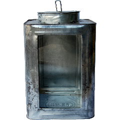 Set of 2 metal lanterns