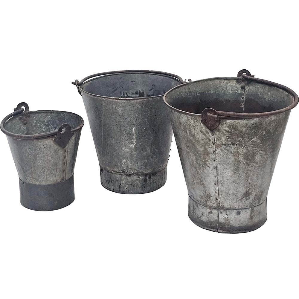 Set of 3 metal buckets
