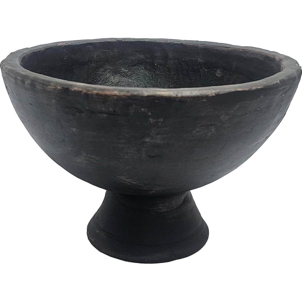 Clay bowl on foot