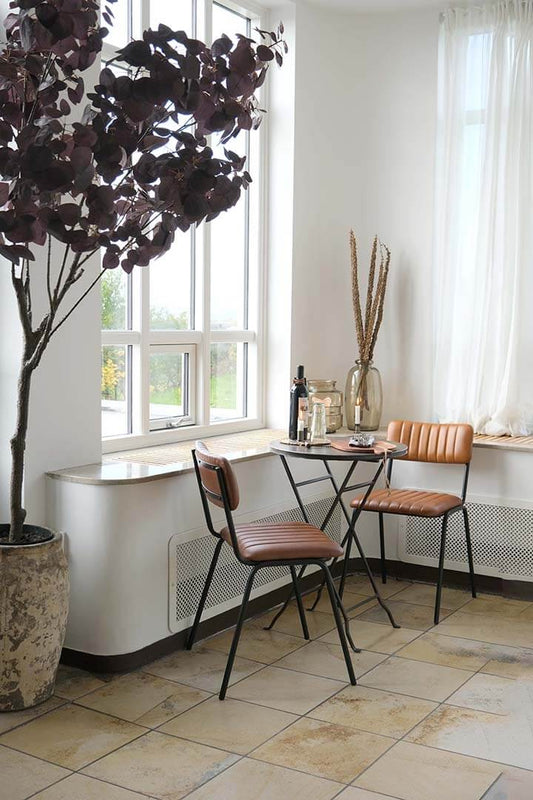 Round café table