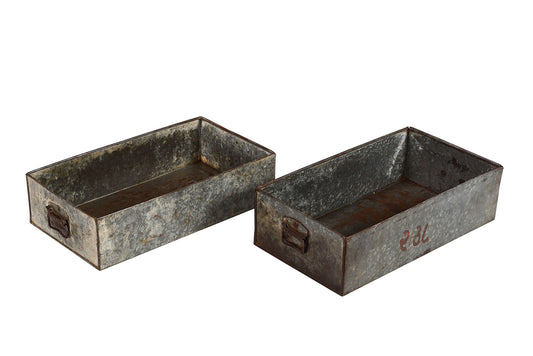 Set of 2 metal boxes